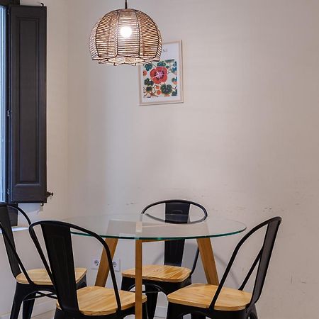Apt 8 Geranio Girona Dış mekan fotoğraf